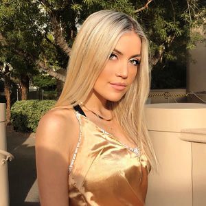 Meet your Posher, Aleeza